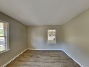 3444 Linecrest Rd in Ellenwood, GA - Building Photo - Building Photo