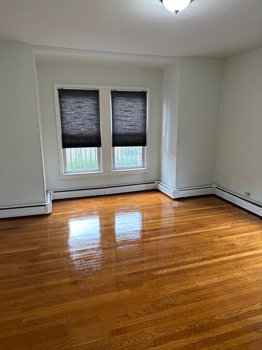60 Walden St, Unit #2 in Cambridge, MA - Foto de edificio