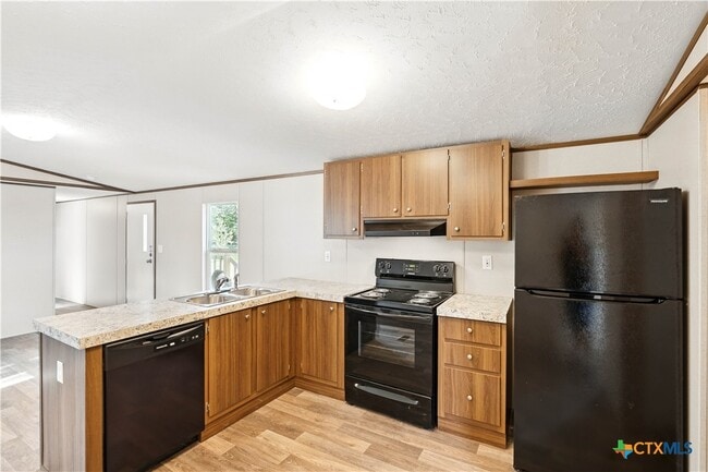 property at 938 Covered Wagon