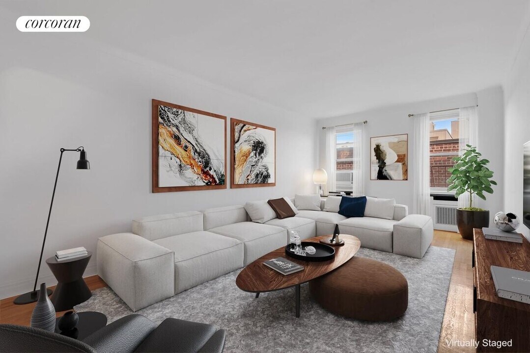 7615 35th Ave in Queens, NY - Building Photo