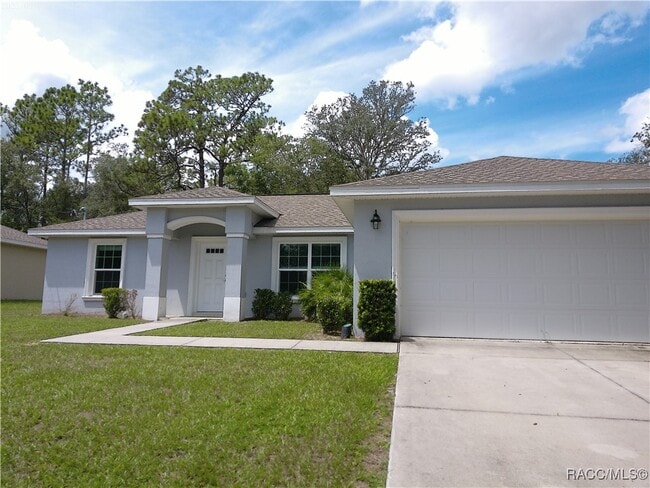 9252 N Agatha Dr in Citrus Springs, FL - Building Photo - Building Photo