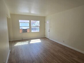 15908 Sherman Way in Los Angeles, CA - Building Photo - Building Photo
