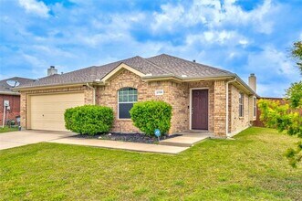 2700 Dawn Spring Dr in Little Elm, TX - Foto de edificio - Building Photo