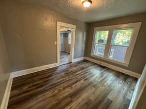 1502 Larkin St in High Point, NC - Building Photo - Building Photo
