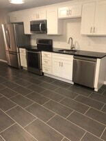 935 Broad St in Emmaus, PA - Building Photo