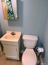 8 Lewis Ave in Westbrook, CT - Building Photo - Building Photo