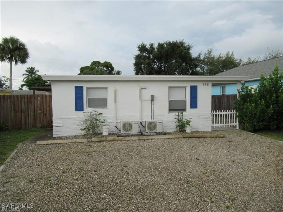 778 107th Ave N in Naples, FL - Building Photo