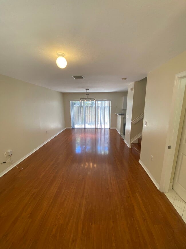 2198 NW 171st Terrace in Pembroke Pines, FL - Building Photo - Building Photo