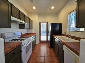 4138 Big Sky Rd in Santa Fe, NM - Building Photo - Building Photo