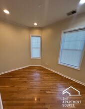 2053 W Summerdale Ave, Unit 2N in Chicago, IL - Foto de edificio - Building Photo