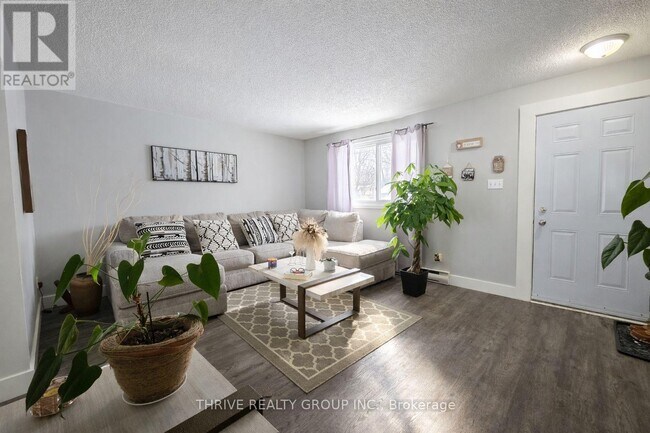 407 Griffith St in London, ON - Building Photo - Building Photo