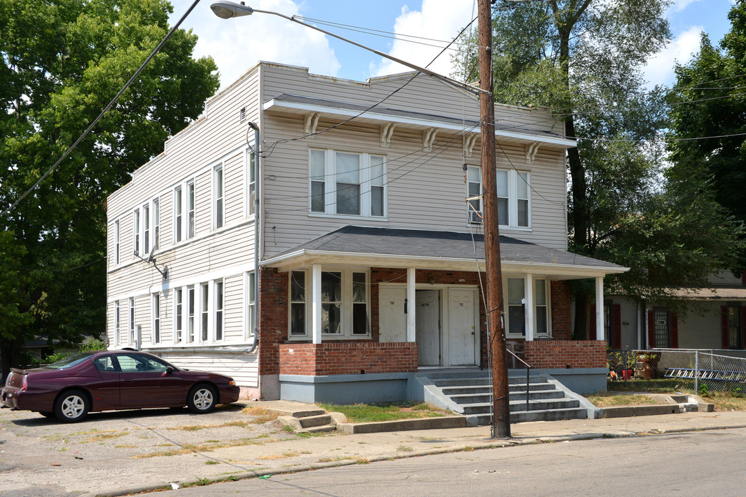 702 Baltimore St in Middletown, OH - Building Photo