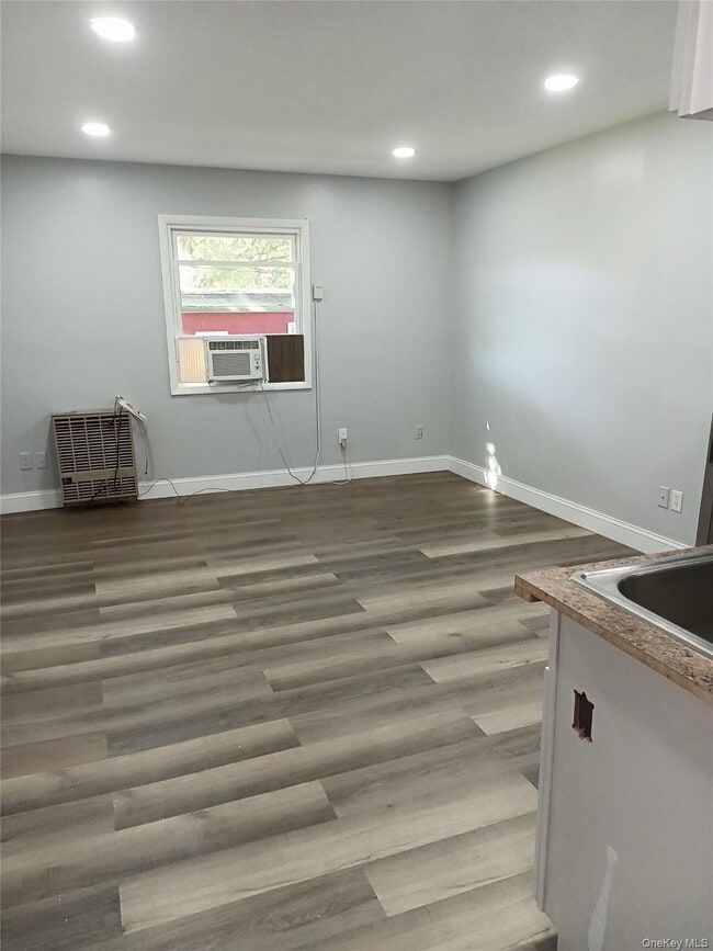 200 Fosler Rd in Highland, NY - Building Photo - Building Photo