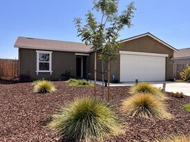 8603 Lunascape Ave in Bakersfield, CA - Building Photo