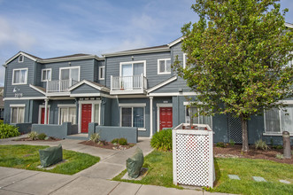 Marketplace Apartments in Santa Rosa, CA - Building Photo - Building Photo