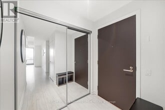 39 Mary St in Barrie, ON - Building Photo - Building Photo