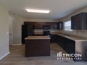 774 Markham Cir in Moore, SC - Building Photo - Building Photo