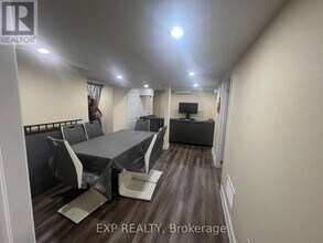 47 Olivia Marie Rd in Brampton, ON - Building Photo - Building Photo