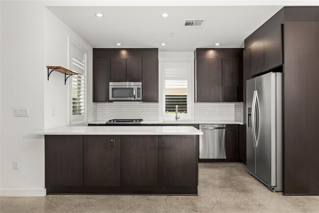 1021 1/2 E 38th St in Austin, TX - Building Photo - Building Photo