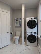 232 Broadway, Unit Unit A in Rockland, ME - Building Photo - Building Photo