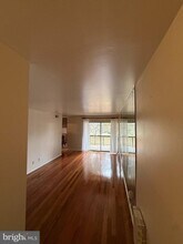 11214 Cherry Hill Rd in Beltsville, MD - Building Photo - Building Photo