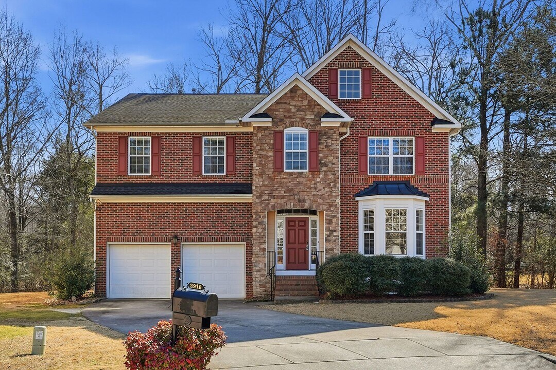 2916 Chatelaine Pl in Raleigh, NC - Building Photo