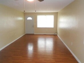 42 Eastland Dr in Belleville, IL - Building Photo - Building Photo