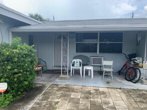 1419 SE 2nd St in Deerfield Beach, FL - Building Photo - Building Photo