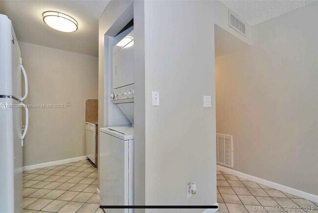 4147 NW 90th Ave in Coral Springs, FL - Building Photo - Building Photo