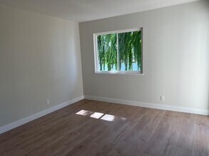 210 Beach Park Blvd in Foster City, CA - Building Photo - Building Photo