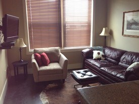 2206 Avenue G, Unit 2A in Bay City, TX - Building Photo