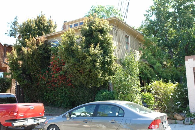 1433 Spruce in Berkeley, CA - Foto de edificio - Building Photo