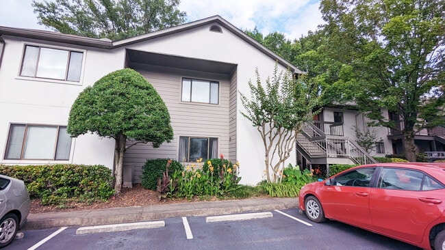 24 Finch Trl NE, Unit NA in Atlanta, GA - Building Photo - Building Photo