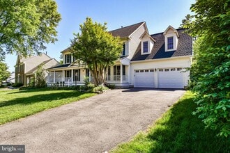 43533 Golden Meadow Cir in Ashburn, VA - Building Photo - Building Photo