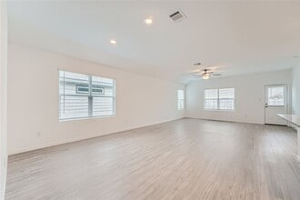 6719 Beehive Dr in San Antonio, TX - Building Photo - Building Photo