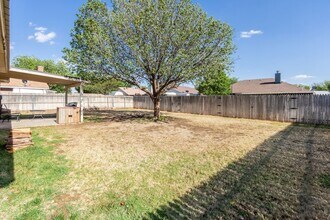 5735 Emory St in Lubbock, TX - Building Photo - Building Photo