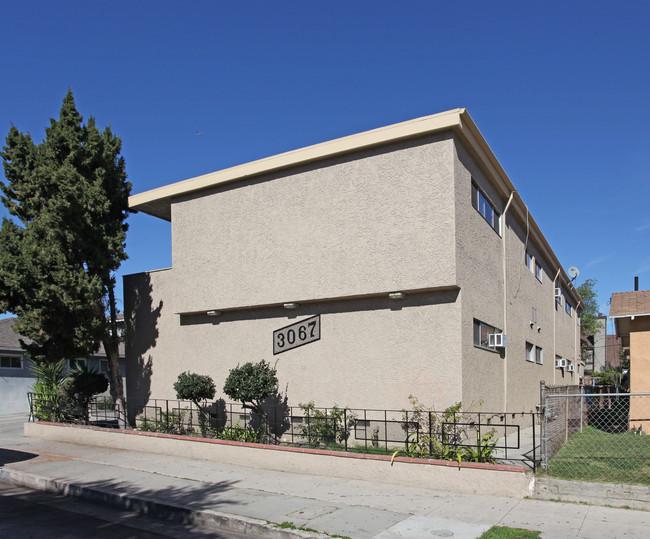 3067 E 60th Pl in Huntington Park, CA - Building Photo - Building Photo