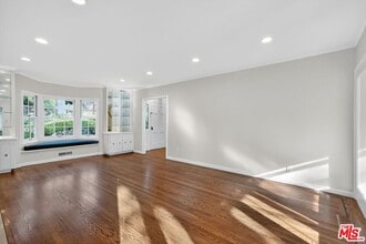 15 N Ridgewood Rd in Kentfield, CA - Building Photo - Building Photo