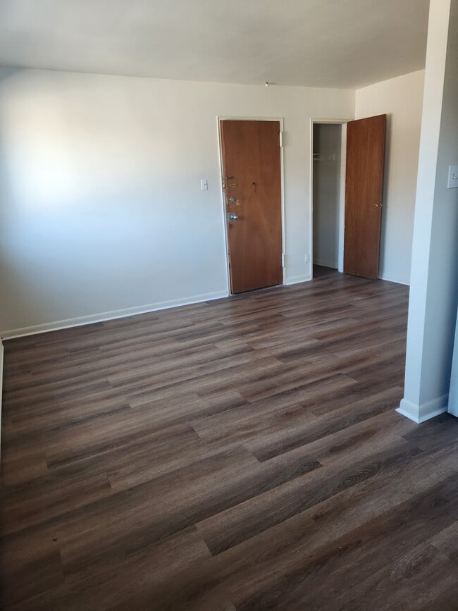 7408 - 7428 Alma St in Philadelphia, PA - Foto de edificio - Building Photo