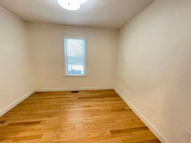 95 Phillips St in Methuen, MA - Building Photo - Building Photo