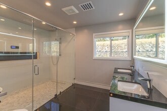 481 Starlight Crest Dr in La Cañada Flintridge, CA - Foto de edificio - Building Photo