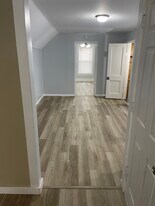 1100 Lincoln St, Unit 2 in Hobart, IN - Building Photo