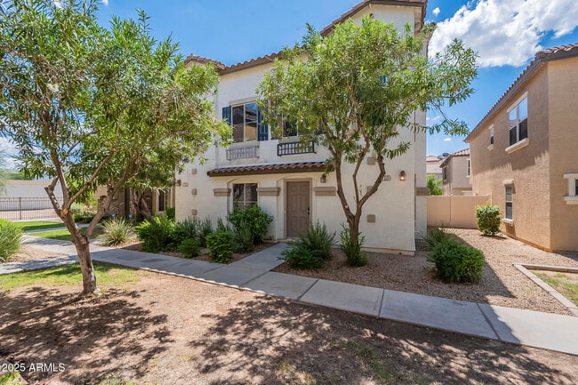 753 N Port Dr in Gilbert, AZ - Building Photo - Building Photo