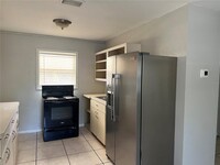 7332 Meadowlawn Dr N in St. Petersburg, FL - Building Photo - Building Photo