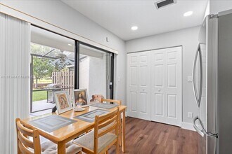 10789 NW 11th St in Pembroke Pines, FL - Building Photo - Building Photo