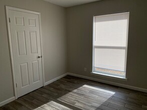 19 Rolling Meadows Dr in Jackson, TN - Building Photo - Building Photo