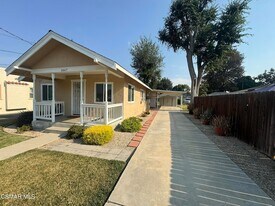 3067 East St in Simi Valley, CA - Building Photo