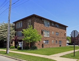 7039 Parrish Ave Apartments