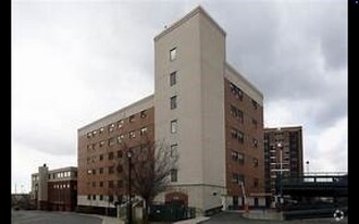 12 Florence St, Unit #202 in Malden, MA - Building Photo