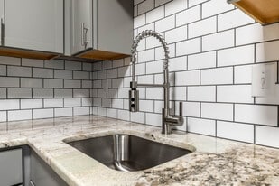 Rocky Creek Townhouse Apartments in Gahanna, OH - Building Photo